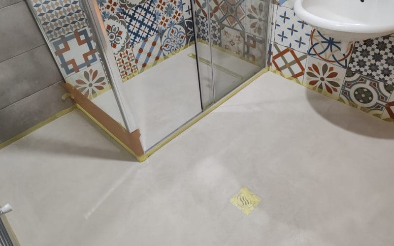 Mikrocement u kupaonici – priprema i hidroizolacija